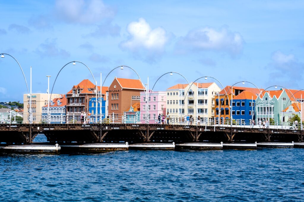 ponte queen emma, em Willemstad